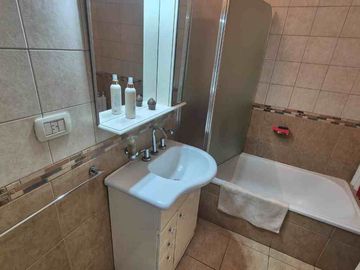 VENTA DE DEPARTAMENTO EN FLORES