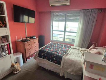 VENTA DE DEPARTAMENTO EN FLORES