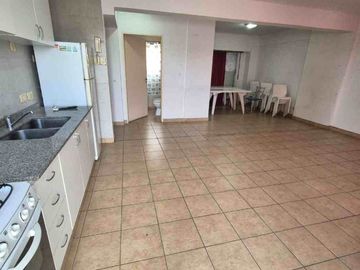 VENTA DE DEPARTAMENTO EN FLORES