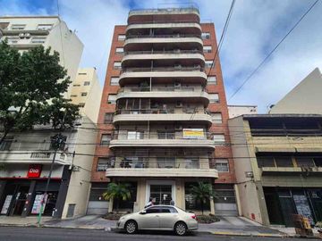 VENTA DE DEPARTAMENTO EN FLORES