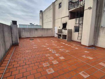 VENTA DE DEPARTAMENTO EN FLORES