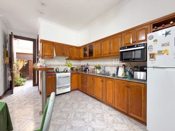Venta Imponente Casa Semicentro Tandil