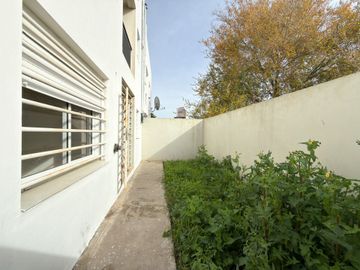 DEPARTAMENTO PLANTA BAJA  SEMICENTRO TANDIL
