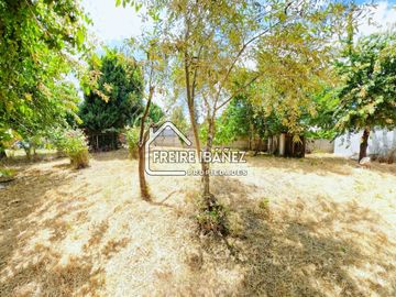 CENTRICO SITIO DE 1.320 M2 CON CASA Y GALPON
