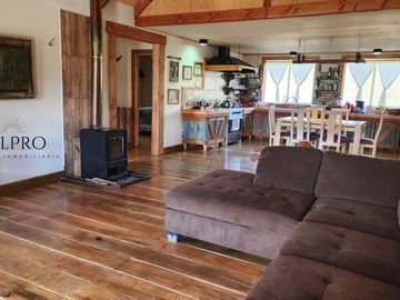 HERMOSA CASA EN PARCELACIÓN PRADERAS DE NANCAHUE