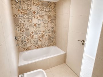3 ambientes en venta - Colegiales - Apto Crédito