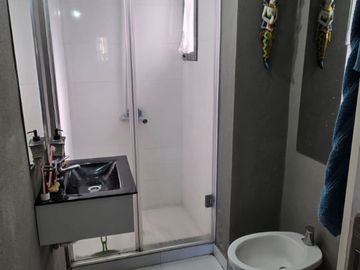 VENTA DEPTO 3 AMB EN LANÚS CON COCHERA Y BALCÓN