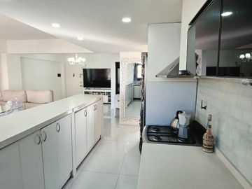 VENTA DEPTO 3 AMB EN LANÚS CON COCHERA Y BALCÓN