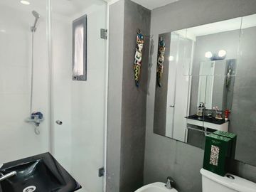 VENTA DEPTO 3 AMB EN LANÚS CON COCHERA Y BALCÓN