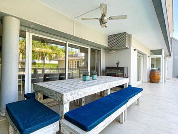 VENTA CASA 6 AMBIENTES VILLA SARMIENTO PILETA