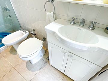 VENTA CASA 6 AMBIENTES VILLA SARMIENTO PILETA