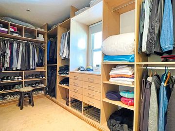 VENTA CASA 6 AMBIENTES VILLA SARMIENTO PILETA