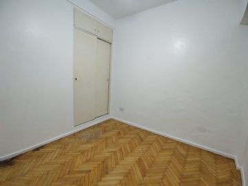 ALQUILER 2 AMBIENTES INTERNO EN RECOLETA