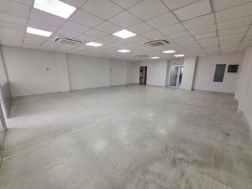 ALQUILER OFICINAS - Edificio Corporativo 110 m²