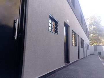 ALQUILER DE MONOAMBIENTE A ESTRENAR,  1° PISO