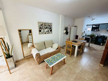 Departamento 2 ambientes en venta Lomas de Zamora