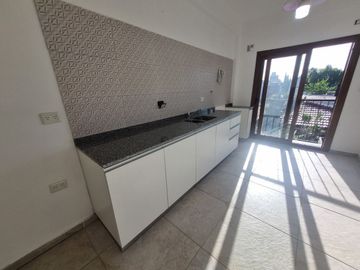 DEPARTAMENTO 4 AMBIENTES VENTA FRENTE APTA CREDITO