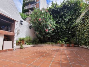 VENTA CASA DÚPLEX PH CON PATIO PARRILLA COLEGIALES