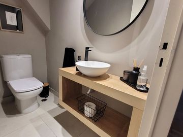 VENTA CASA DÚPLEX PH CON PATIO PARRILLA COLEGIALES