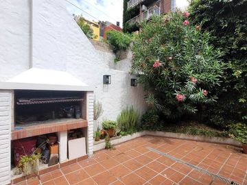 VENTA CASA DÚPLEX PH CON PATIO PARRILLA COLEGIALES