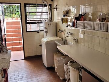 VENTA CASA DÚPLEX PH CON PATIO PARRILLA COLEGIALES