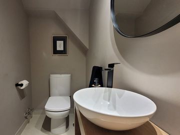 VENTA CASA DÚPLEX PH CON PATIO PARRILLA COLEGIALES