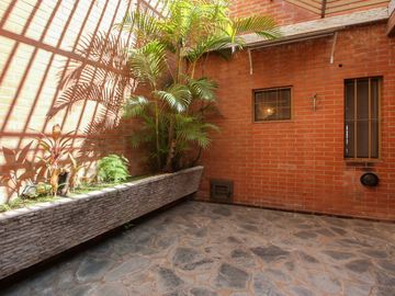 PH 6 AMB CON PILETA, QUINCHO Y TERRAZA EN MADERO