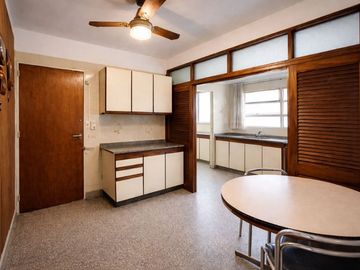 VENTA DEPTO. 4 AMB C/ DEPENDENCIA COCHERA | FLORES