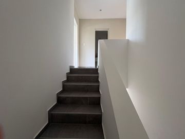 VENTA DUPLEX 4 AMB CARDALES VILLAGE PILETA FINANC