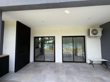 VENTA DUPLEX 4 AMB CARDALES VILLAGE PILETA FINANC
