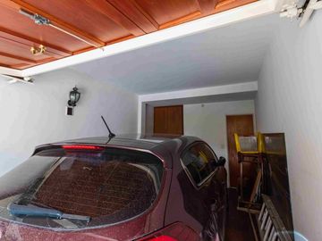 Venta casa en El Barranco Country Club, Pilar.
