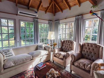 Venta casa en El Barranco Country Club, Pilar.