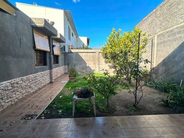 VENTA DE CASA 2 DORM. B JARDIN DOCENTE, SAN MARTIN