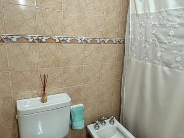 VENTA DE CASA 2 DORM. B JARDIN DOCENTE, SAN MARTIN