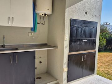 Alquiler casa 4 amb pil coch Barrio Cerrado Pilar