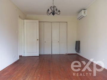 Casa en Venta en PARCELACIÓN DOÑA JAVIERA, SANTA ADRIANA, TALAGANTE