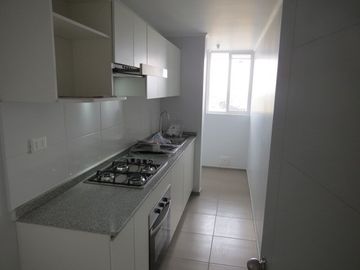 Departamento en Arriendo en Santa Herminia N° 160 Depto 307 Torre B Estacionamiento N° 195, Padre Hurtado