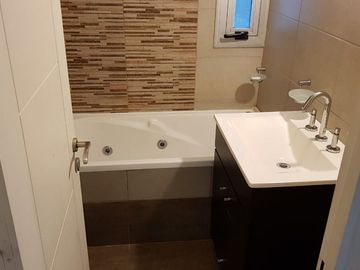 VENTA DEPAMTAMENTO 2 AMBIENTES QUILMES CENTRO
