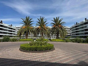 DEPARTAMENTO de 4 AMBIENTES en VENTA BOUQUET