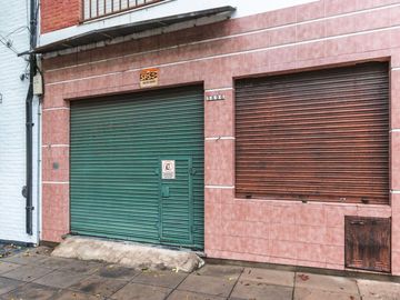 ALQUILER LOCAL Comercial a la calle VIlla Urquiza