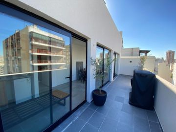 departamento en alquiler dos amb. c. balcon Flores