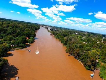 VENTA-  LOTE AL RIO LUJAN CON ACCESO POR TIERRA