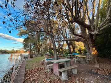 VENTA-  LOTE AL RIO LUJAN CON ACCESO POR TIERRA