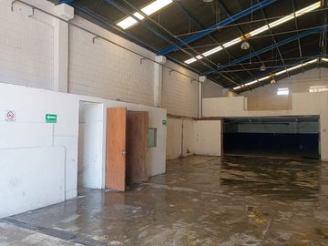 BODEGA EN RENTA, AV. RUIZ CORTINES EN MONTERREY.