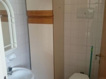 Piso de 4 Amb. a la calle con cochera, balcon, toilette, sala de planchado, Dep. Scio, Lavadero.