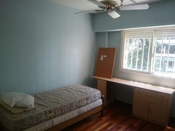 Piso de 4 Amb. a la calle con cochera, balcon, toilette, sala de planchado, Dep. Scio, Lavadero.
