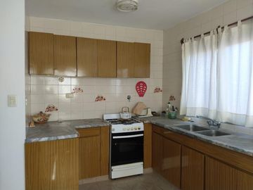 Vaquerapropiedades Vende PH en Planta Alta Al Frente, en Victoria, San Fernando.