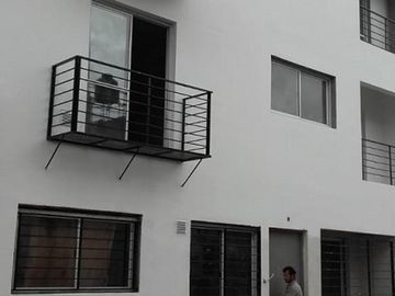 Parque Chacabuco venta PH en construccion de 2 amb.c/balcon y terraza en Av. del Barco Centenera al 1900 2°10