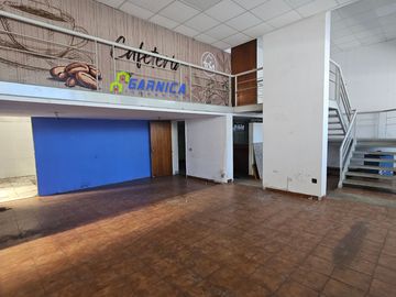 Venta de local comercial tipo Galpón