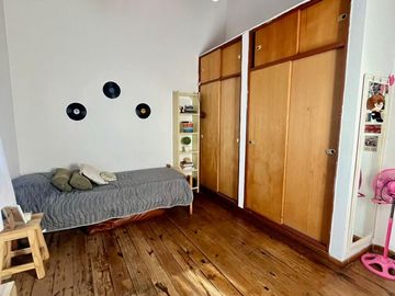CHALET DE 5 AMB CON PISCINA EN ADROGUE